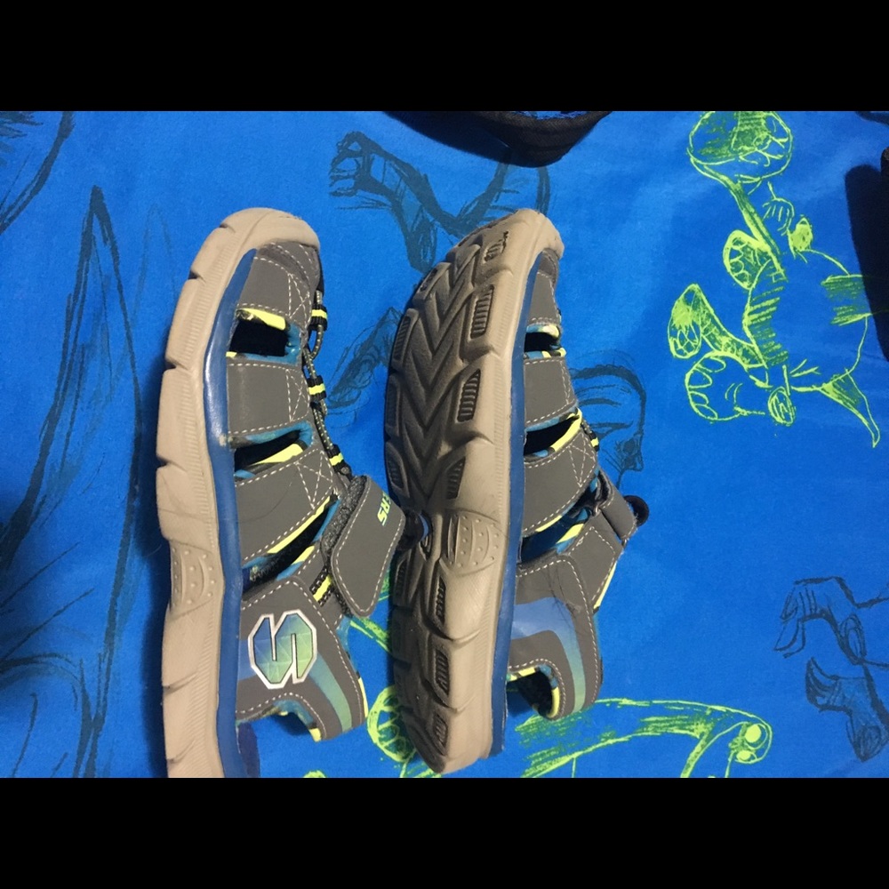 Sckechers sandals